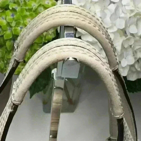 🔥🔥Coach Soho Lynn F17219 Metallic Leather Tote Shoulder Bag - Picture 6 of 14